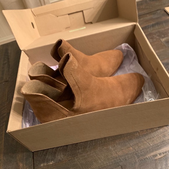 Suede booties - Picture 5 of 5